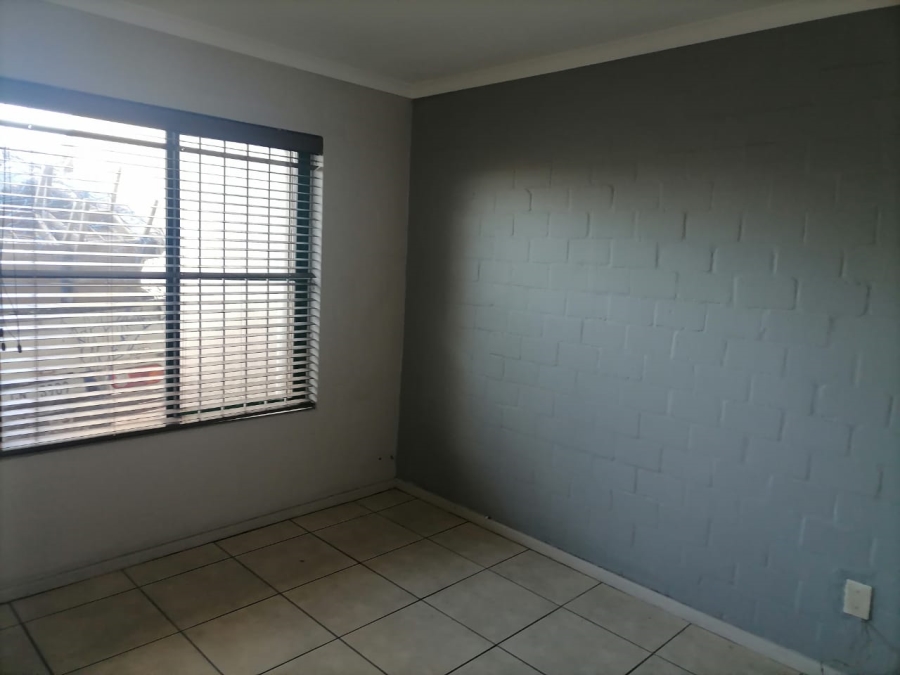 2 Bedroom Property for Sale in Table View Western Cape